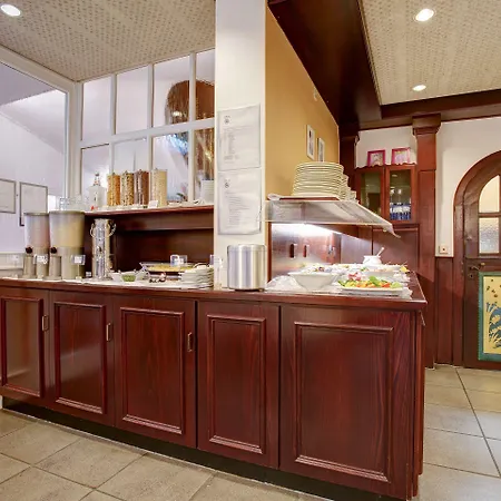 Atlanta Otel 3*