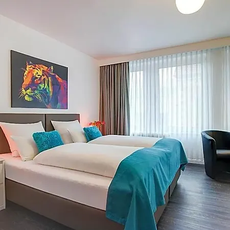 Atlanta Hotel 3*