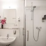 Atlanta 3*